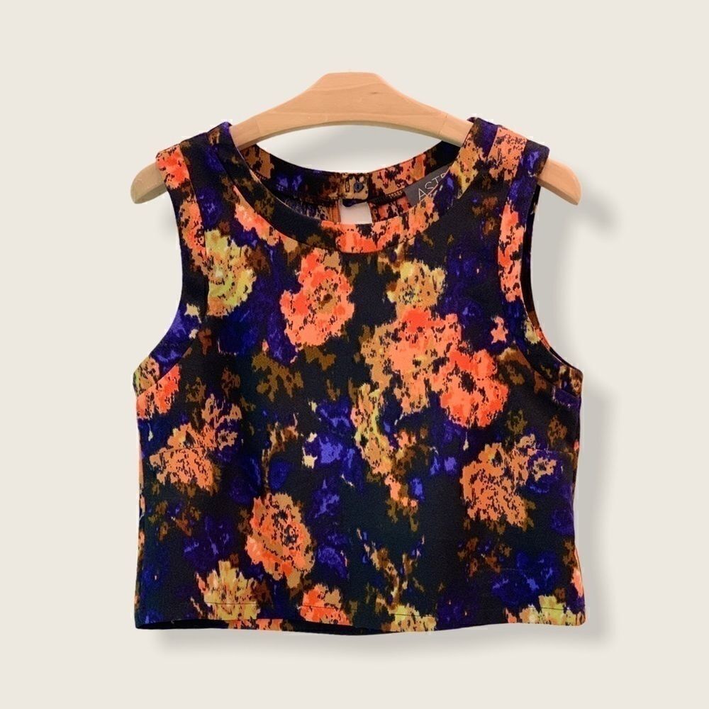 Astr the Label Abstract Floral Print Crop Tank Top